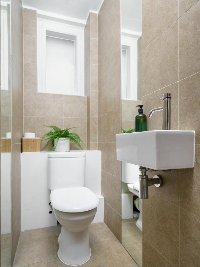 Huge & Central 3 Bedr, 4 Beds, Covent Gdn Londra Exterior foto