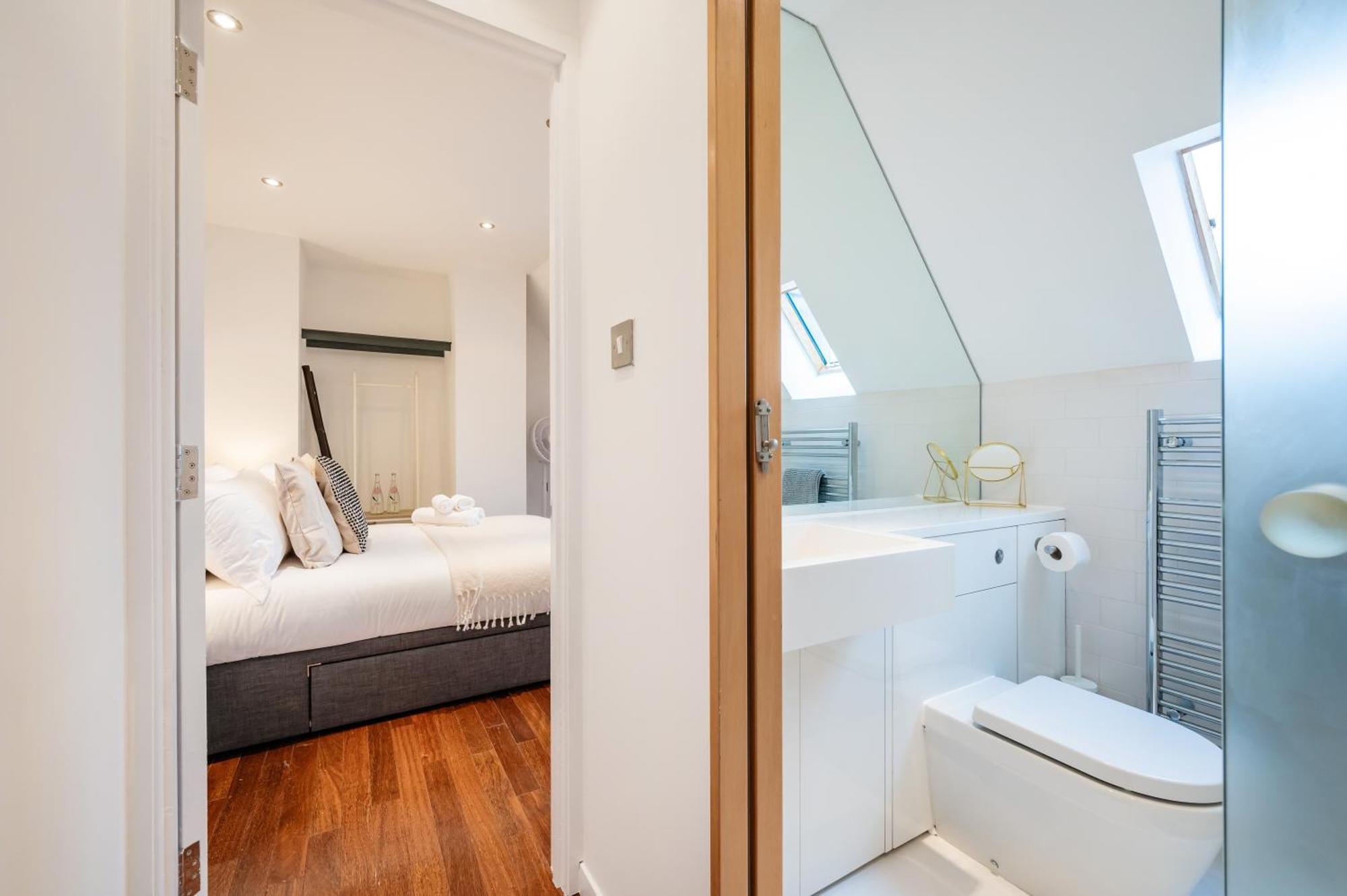 Huge & Central 3 Bedr, 4 Beds, Covent Gdn Londra Exterior foto